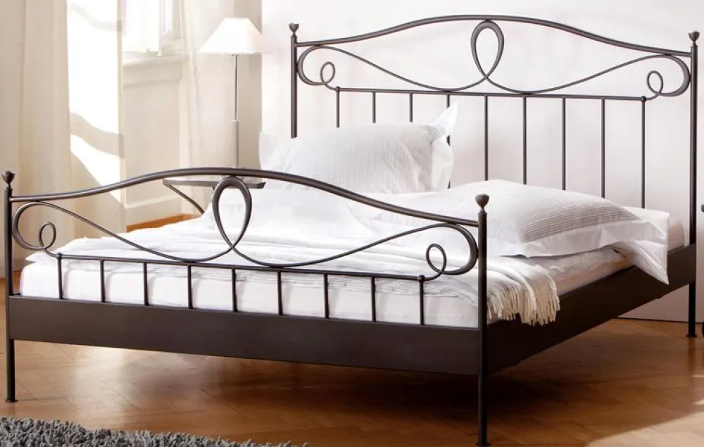 Eisenbett Romance*Pharao24 Hot