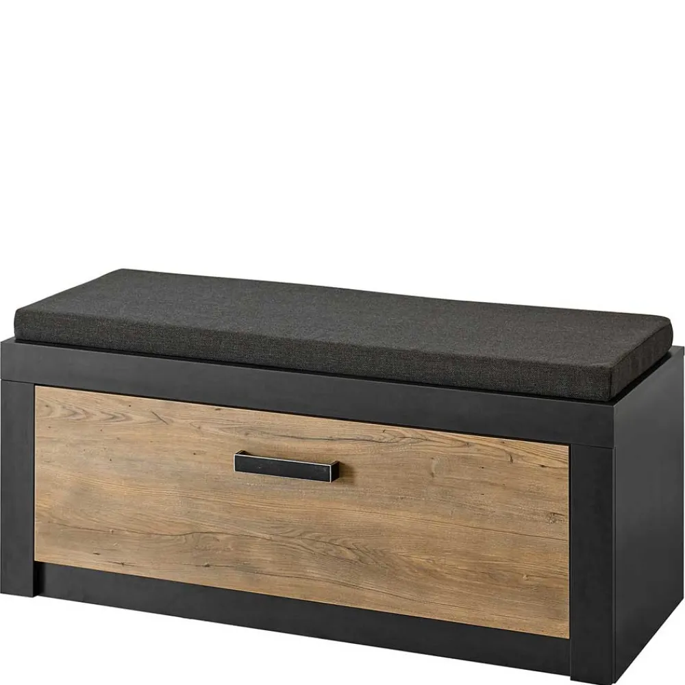 New Flurgaderobe Zarevas Garderobensets