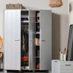 Holzkleiderschrank Vapano*Pharao24 Online