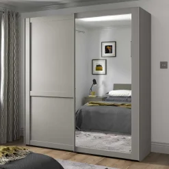 Outlet Kleiderschrank Schwebetüren Saconso Kleiderschränke|Schlafzimmerschränke