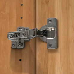 Clearance Premium Drehtürschrank Verras Drehtürenschränke